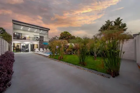 Volcano House