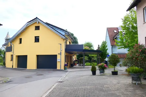 Ferienwohnung, 1-Zimmer, 1-3 Personen, 31 qm, mit Balkon, in ruhige Lage, direkt an der Aach