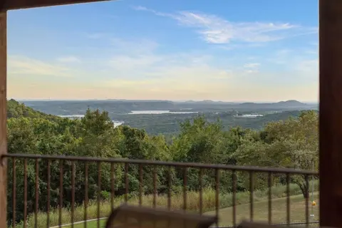 Rolling Hills Family Home
