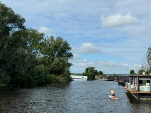 Houseboat PURE II