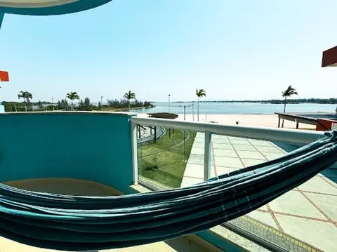 Apt de frente e com vista Lagoa