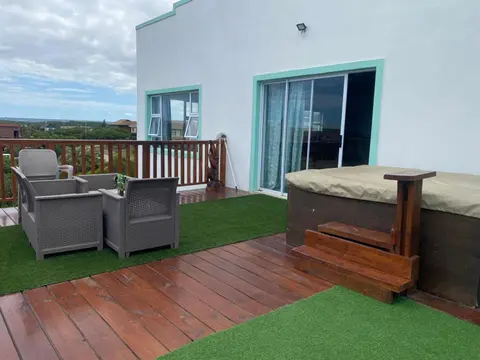 Morgan paradise beach house At Jeffreys Bay