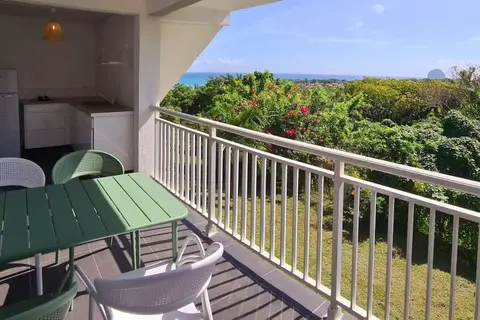 Appartement vue mer avec jacuzzi
