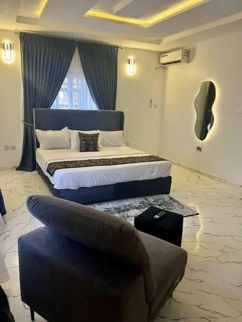 Spacious 1 bed with living room in Gudu