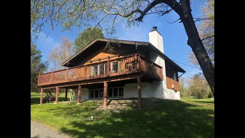 Beautiful Windham Chalet 2 minutes to the Mountain