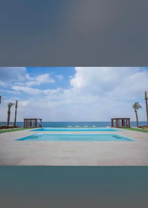 2 bedroom Chalet with Sea view