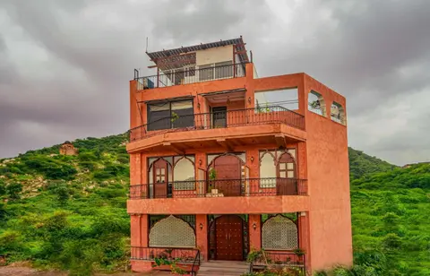 Artisav House-A Luxury Boutique Stay