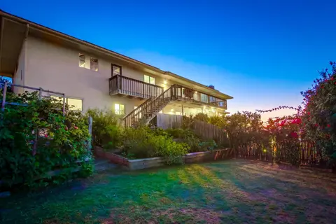 Red Hawk Coastal Estate