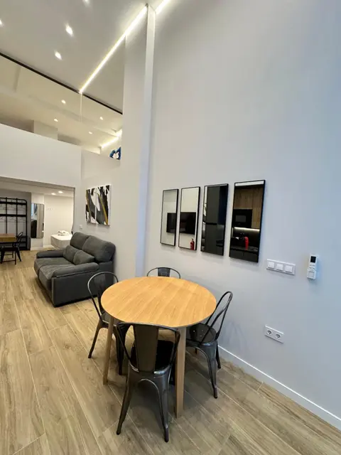 LOFT Accommodative B