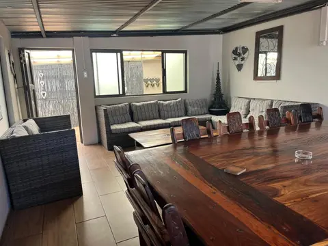 La Belle Guesthouse Parys