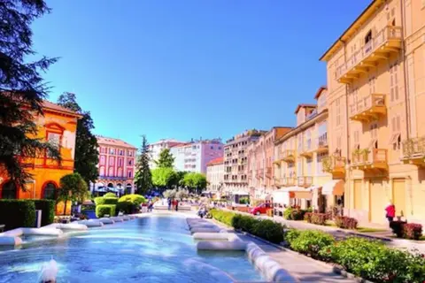 Sgaièntò of Beauty nel Centro Storico di Acqui Terme