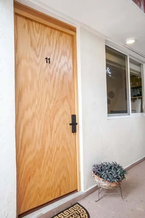 Modern Apt with Workspace in Central Queretaro