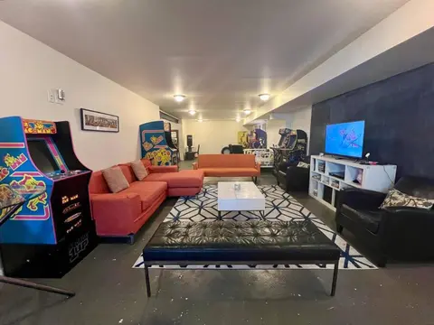 Space To Chill & Work in the Center of Everything