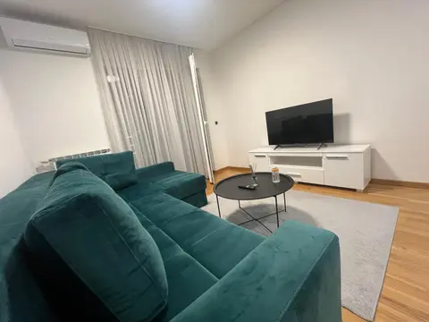 Lisboa Apartman Bulevar