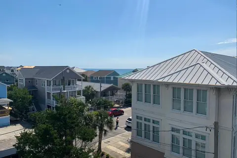 Wrightsville Winds by Sea Scape Properties