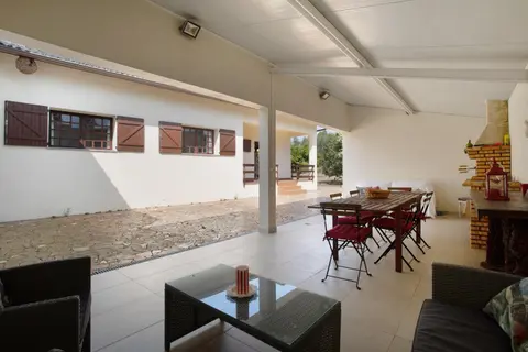Mita's Country House