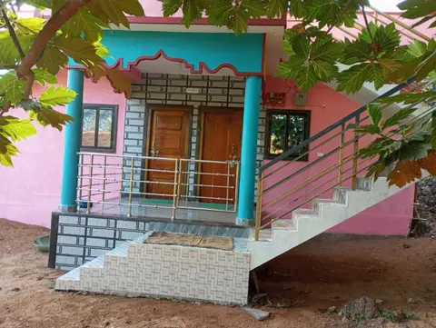 VENKU AC Homes Stay