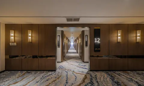 HARRIS Hotel & Conventions Gubeng