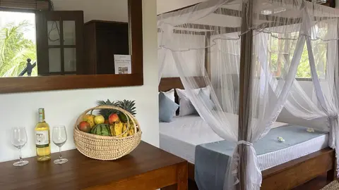 Beach Club Apartments