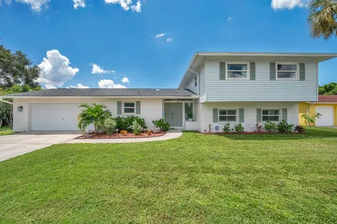 Pool Beach House of Tampa Bay