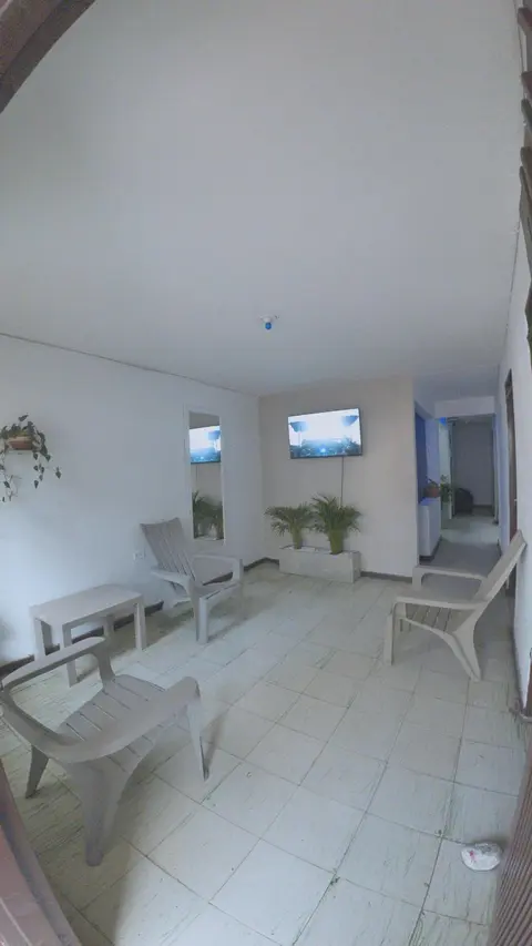 Bau Travel HOSTAL