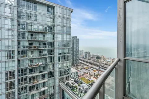 City Downtown Suites