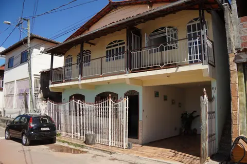 Apartamento Confortável e Bem Localizado