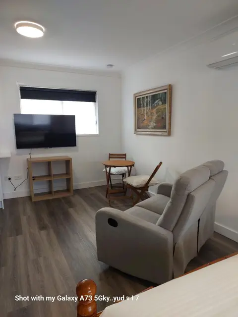 Deluxe Studio