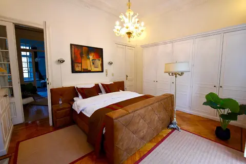 Papillon Antwerp Suite 2