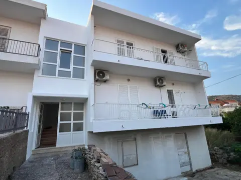 Apartment with balcony Nike