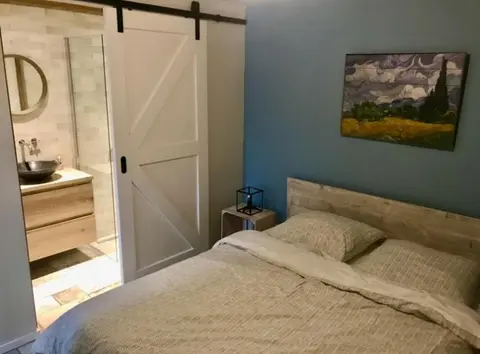 Stalhuis, overnachten in een tinyhuis bij de paarden