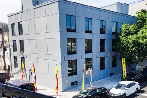 Hotel Fuego Bronx BRAND NEW