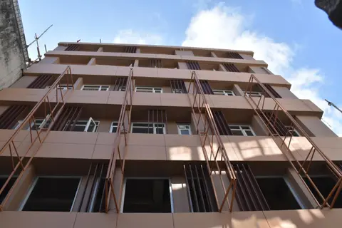VAMIKA HOTELs