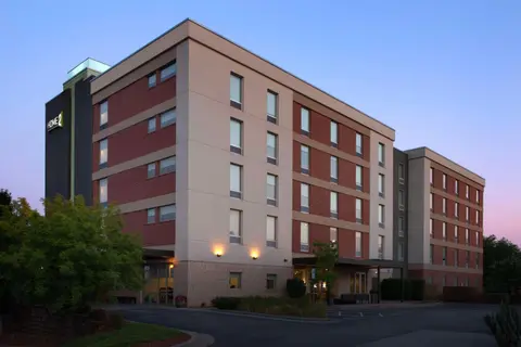 Home2 Suites by Hilton Greensboro Airport, NC