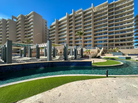 3BR Ground Floor Condo With Direct Pool Access