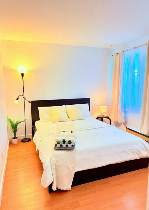 Private Room In The Heart Of The City