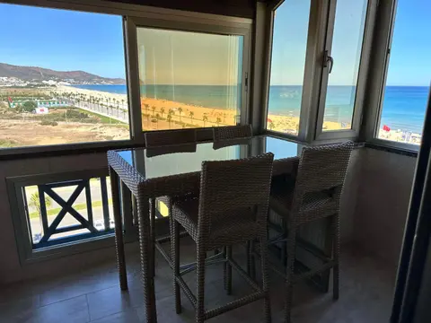 Appartement de luxe au bord de la mer