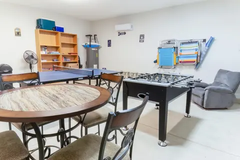 Chic Modern new home in St Augustine gameroom-spotless