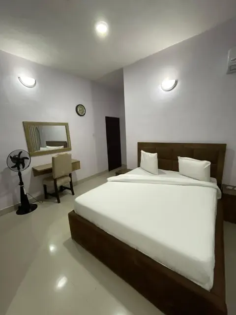 Bots Luxury Apartment
