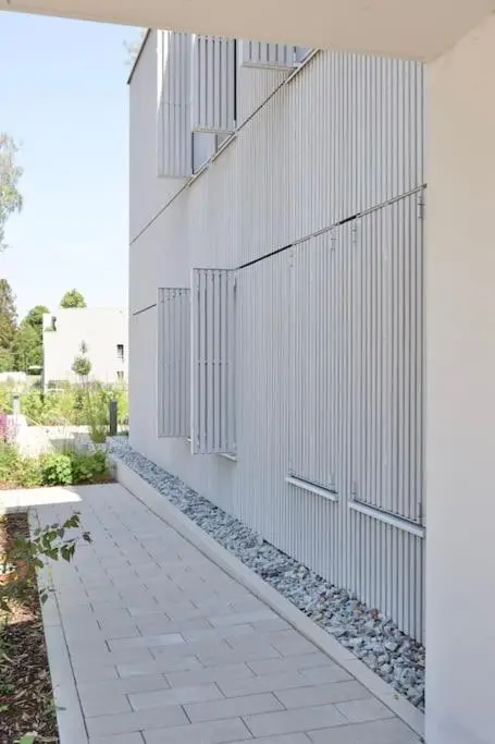 Modern flat direct to the lake, up to 8 persons