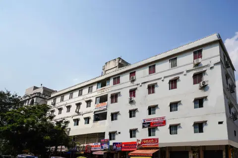 SPOT ON Hotel Hyderabad Continental
