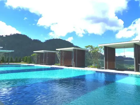 Maxhome-Windmill upon Hills