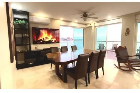 Ultimate Luxury - Ocean Front Penthouse