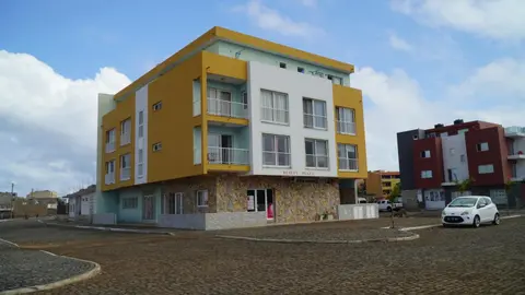 Beauty Plaza Suites