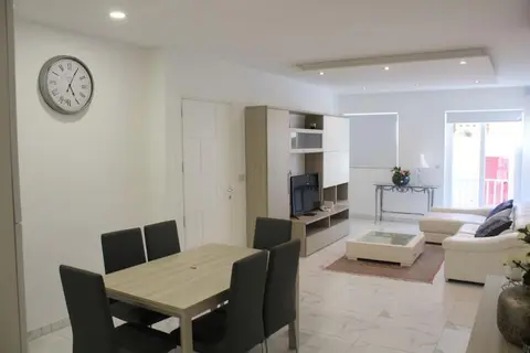 Brand new modern 2 bed 2 bath apt in St Julian's