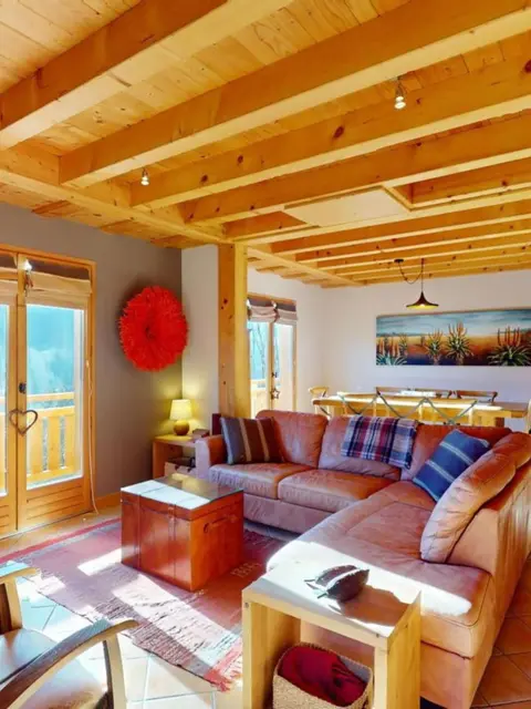 Mountain View, great location Chalet Joli