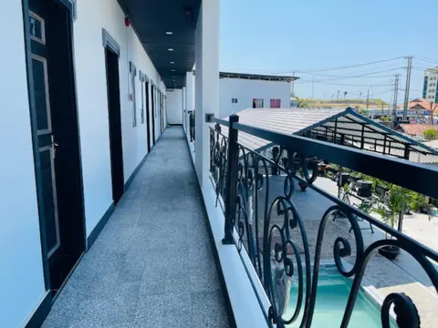 Oasis Hotel