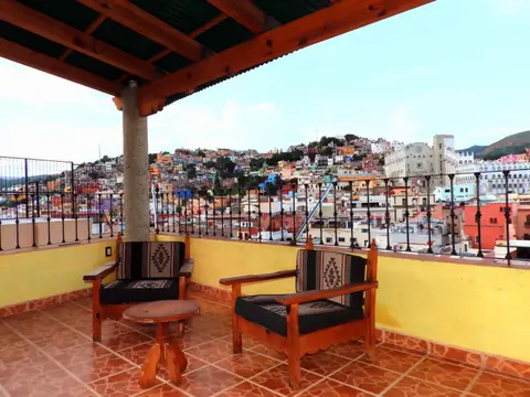 Plaza San Cayetano Panoramic House