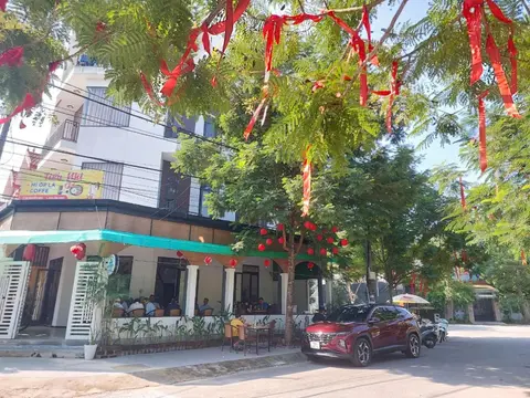 Van Phong Homestay