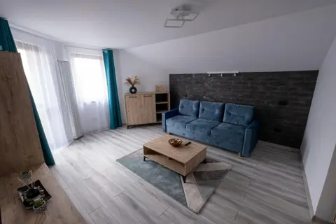 Piatra Craiului Retreat